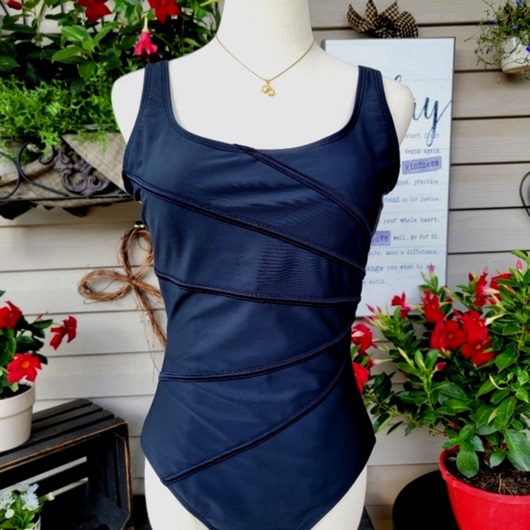 CHEROKEE ♡ Gorgeous Black 1pc Padded Bralette Clasps in Back Swimsuit 10 - Picture 9 of 11